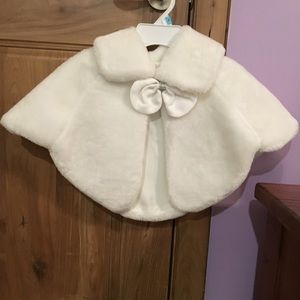Kids poncho. Faux fur